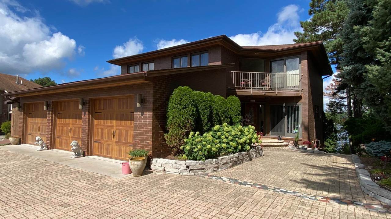 1731 Beachview Court - Photo 1