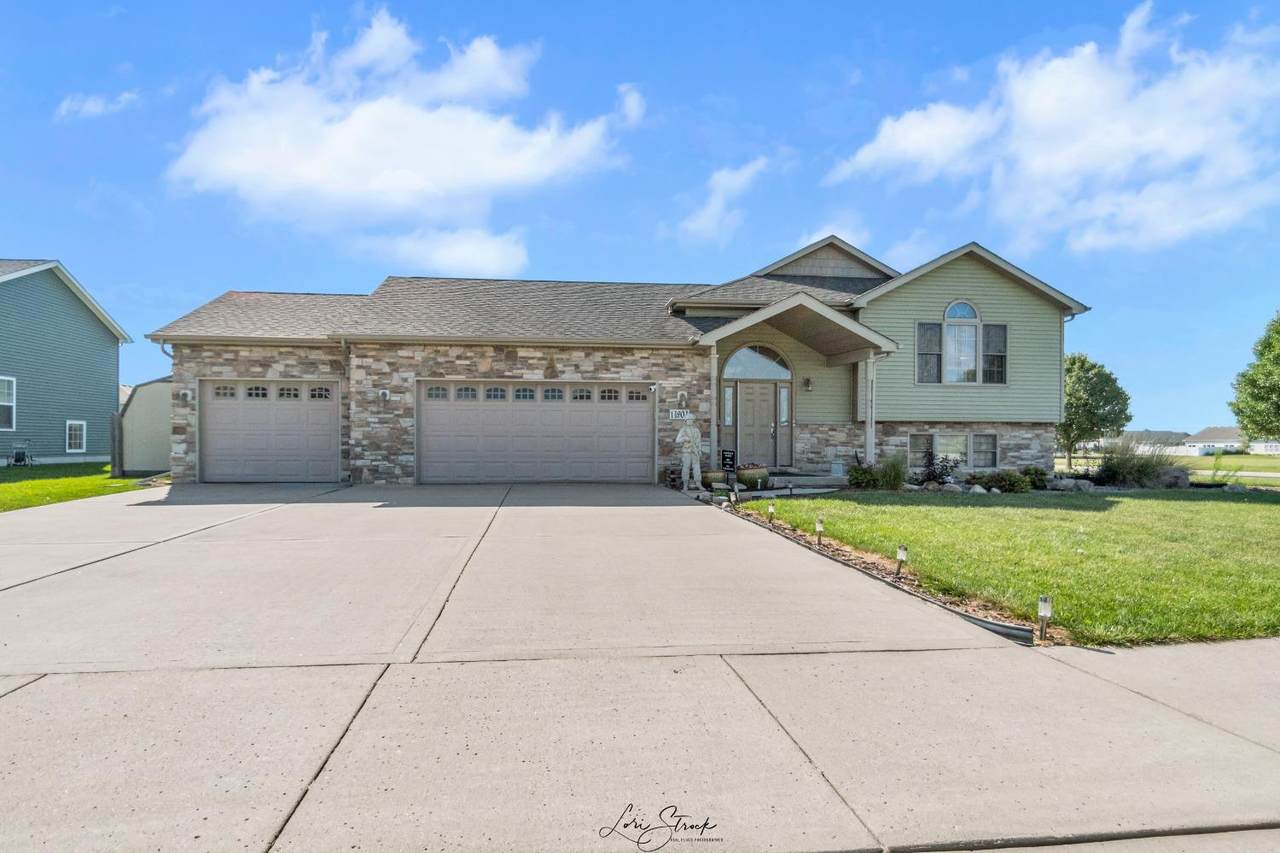 14904 Euclid Street - Photo 1