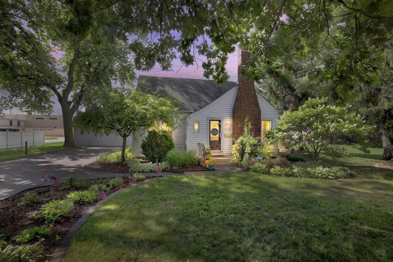 446 Oak Street - Photo 1