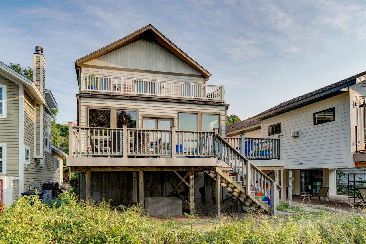 1018 Lake Shore Drive - Photo 1