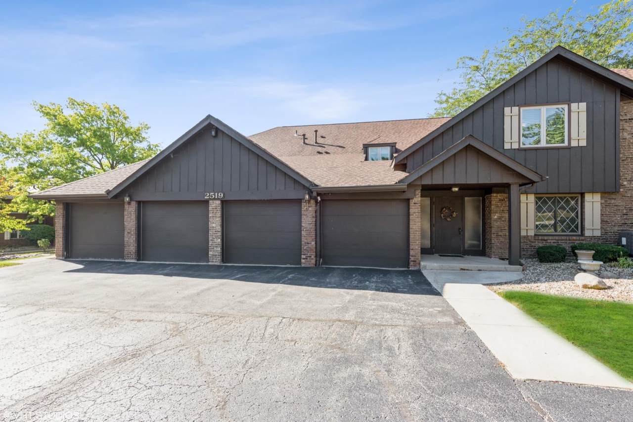 2519 Lakeshore Drive - Photo 1