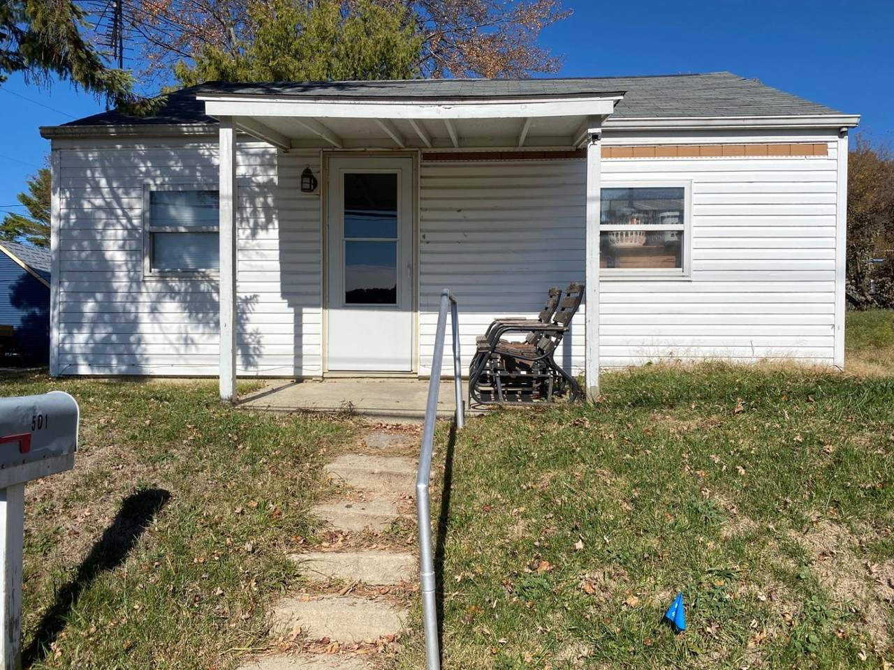 501 Don Hovey Drive - Photo 1