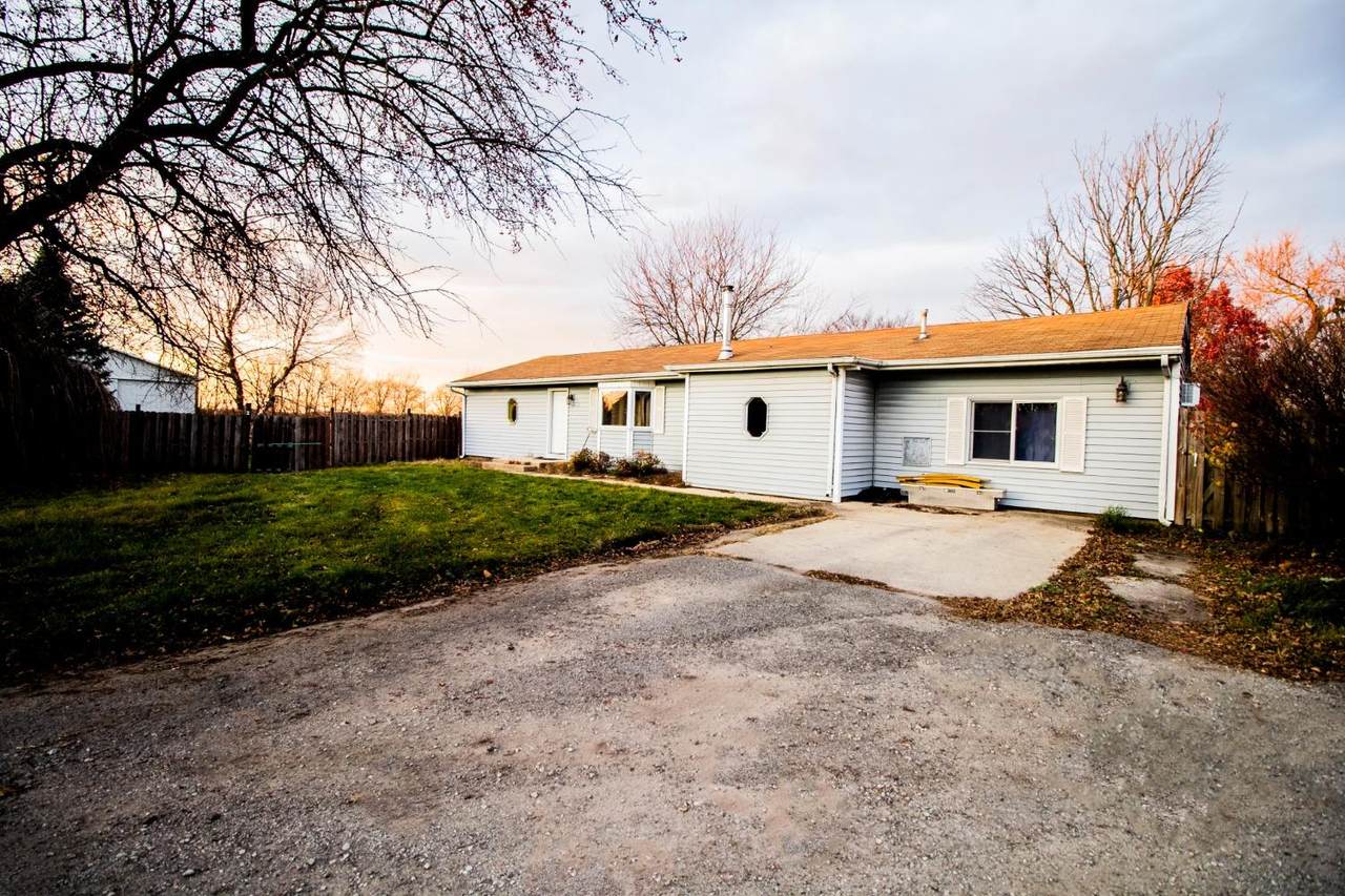 109 6th Street - Photo 1