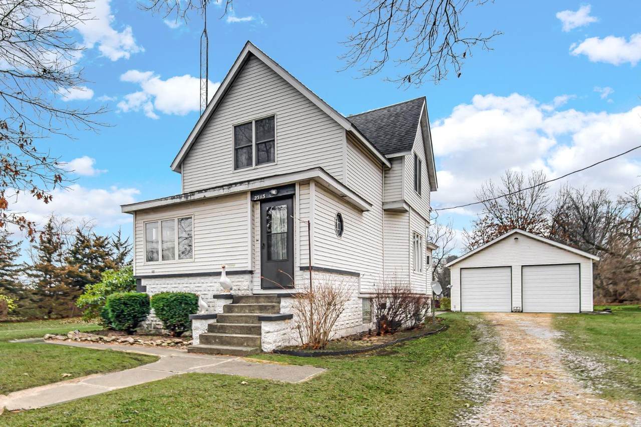 23113 Pierce Street - Photo 1