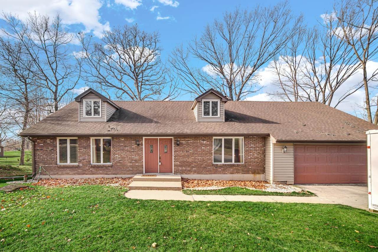2730 James Drive - Photo 1
