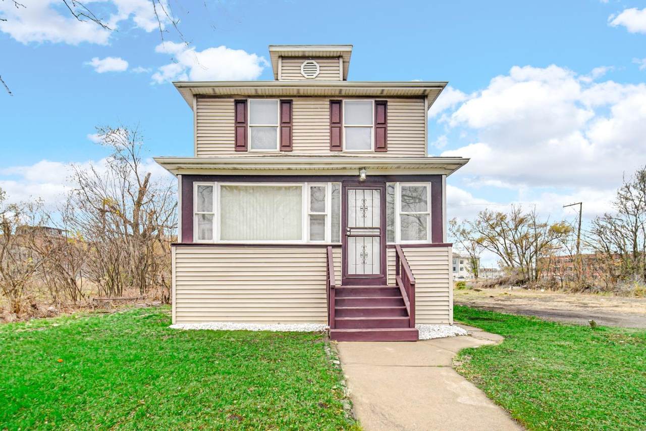 736 Connecticut Street - Photo 1
