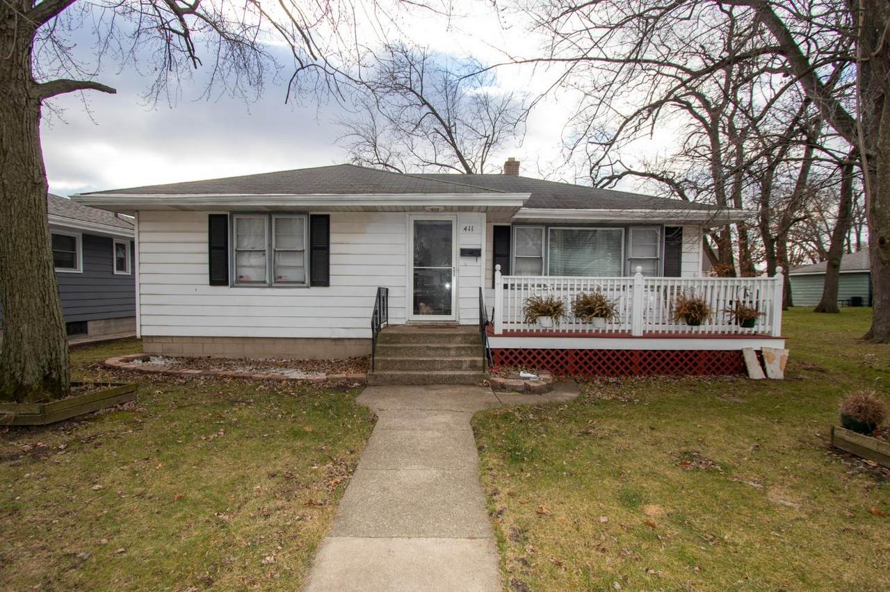 411 Main Street - Photo 1