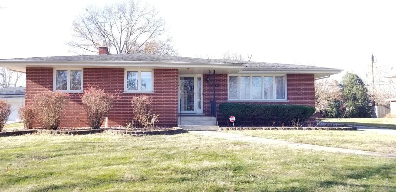 8506 Moraine Avenue - Photo 1