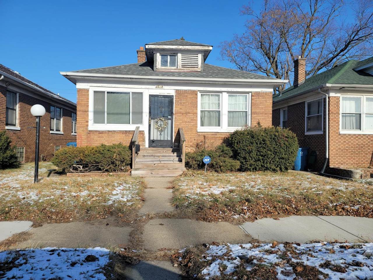 2518 19th Avenue - Photo 1