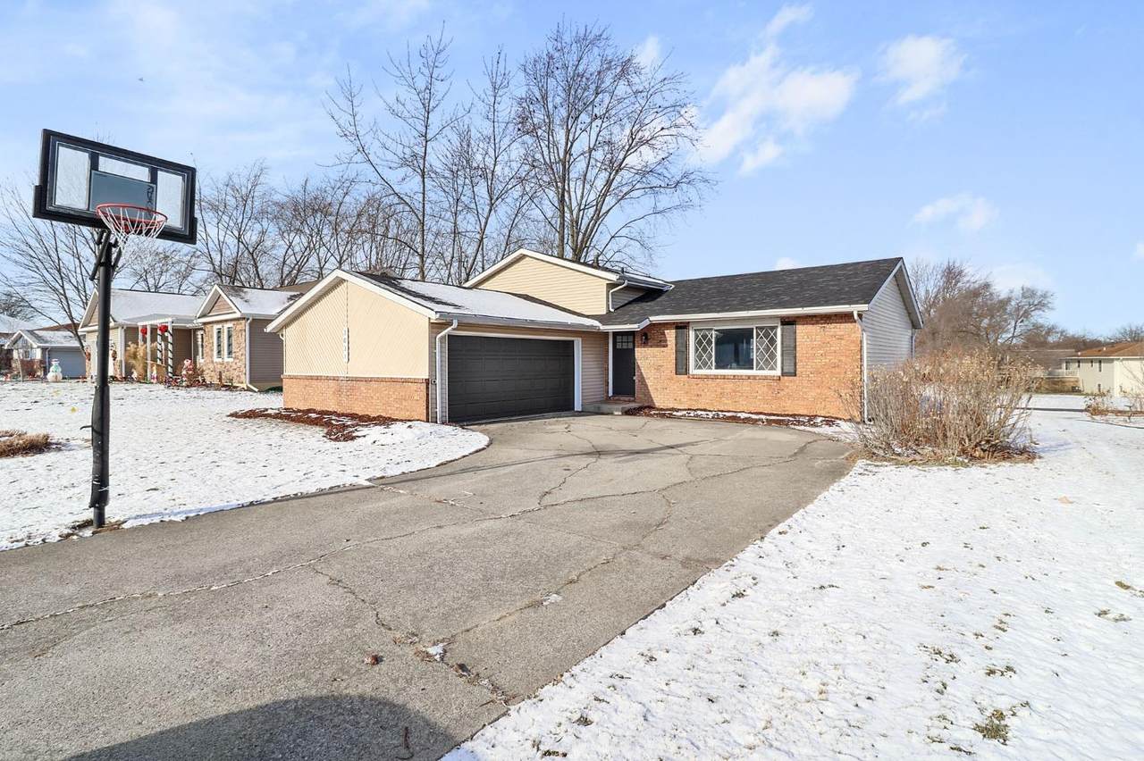 3031 Sunrise Drive - Photo 1