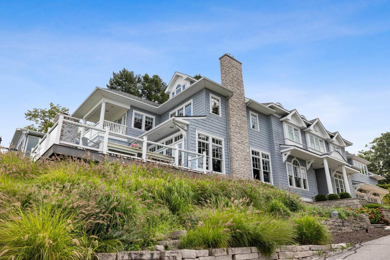 3600 Lake Shore Drive - Photo 1