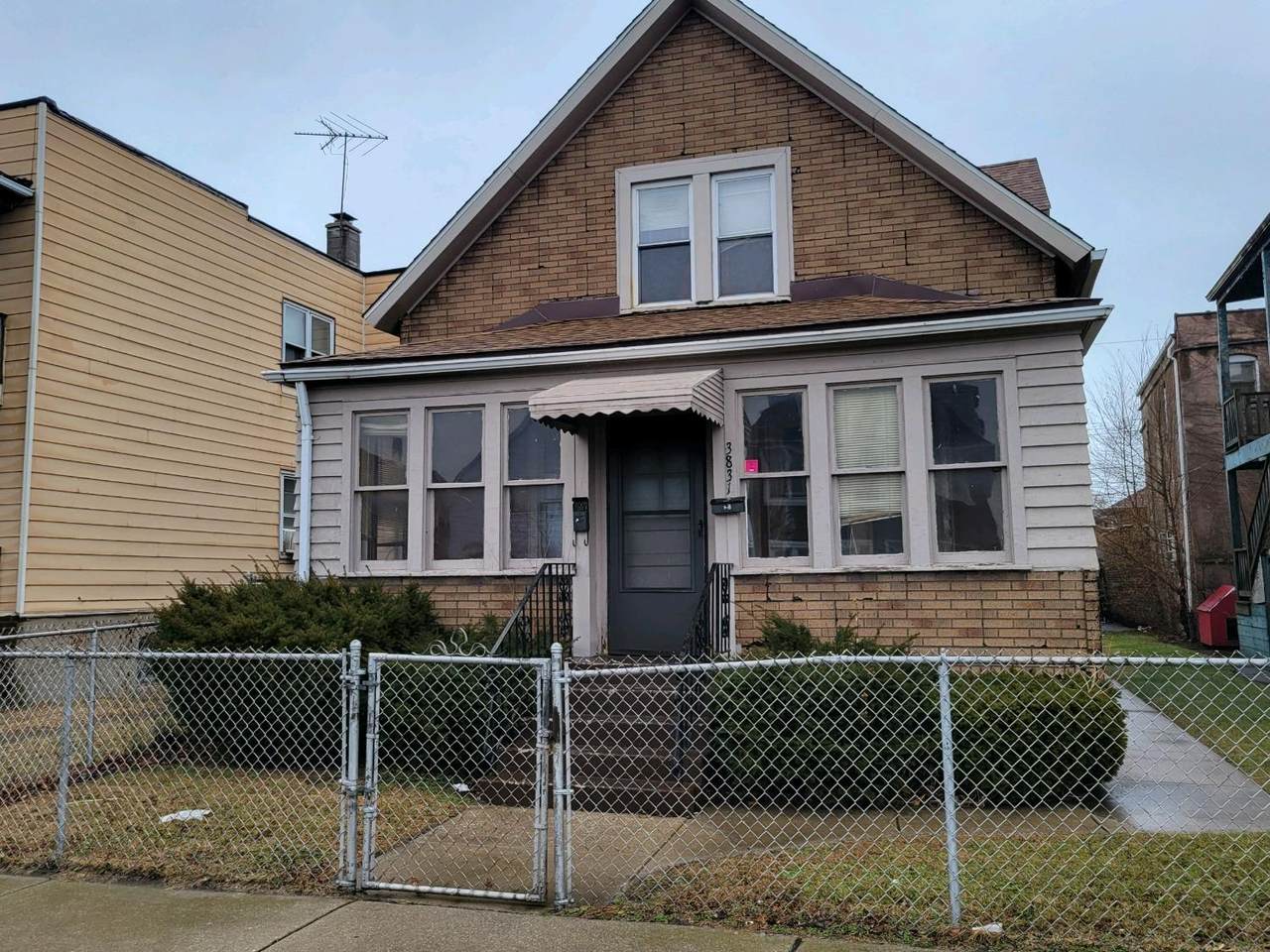 3831 Elm Street - Photo 1