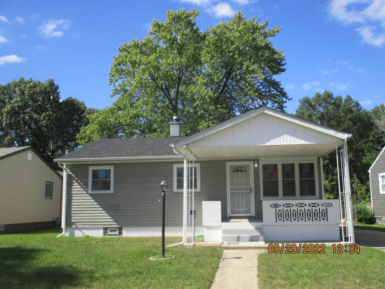 854 King Street - Photo 1
