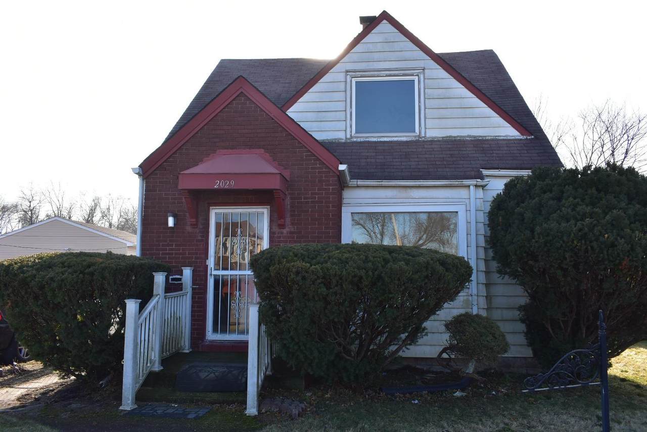 2029 8th Avenue - Photo 1