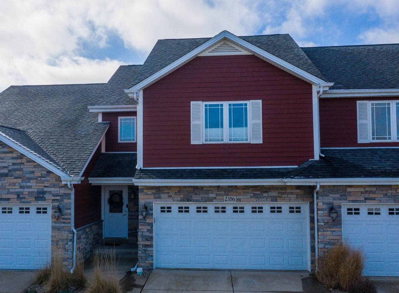 2356 Legend Circle - Photo 1
