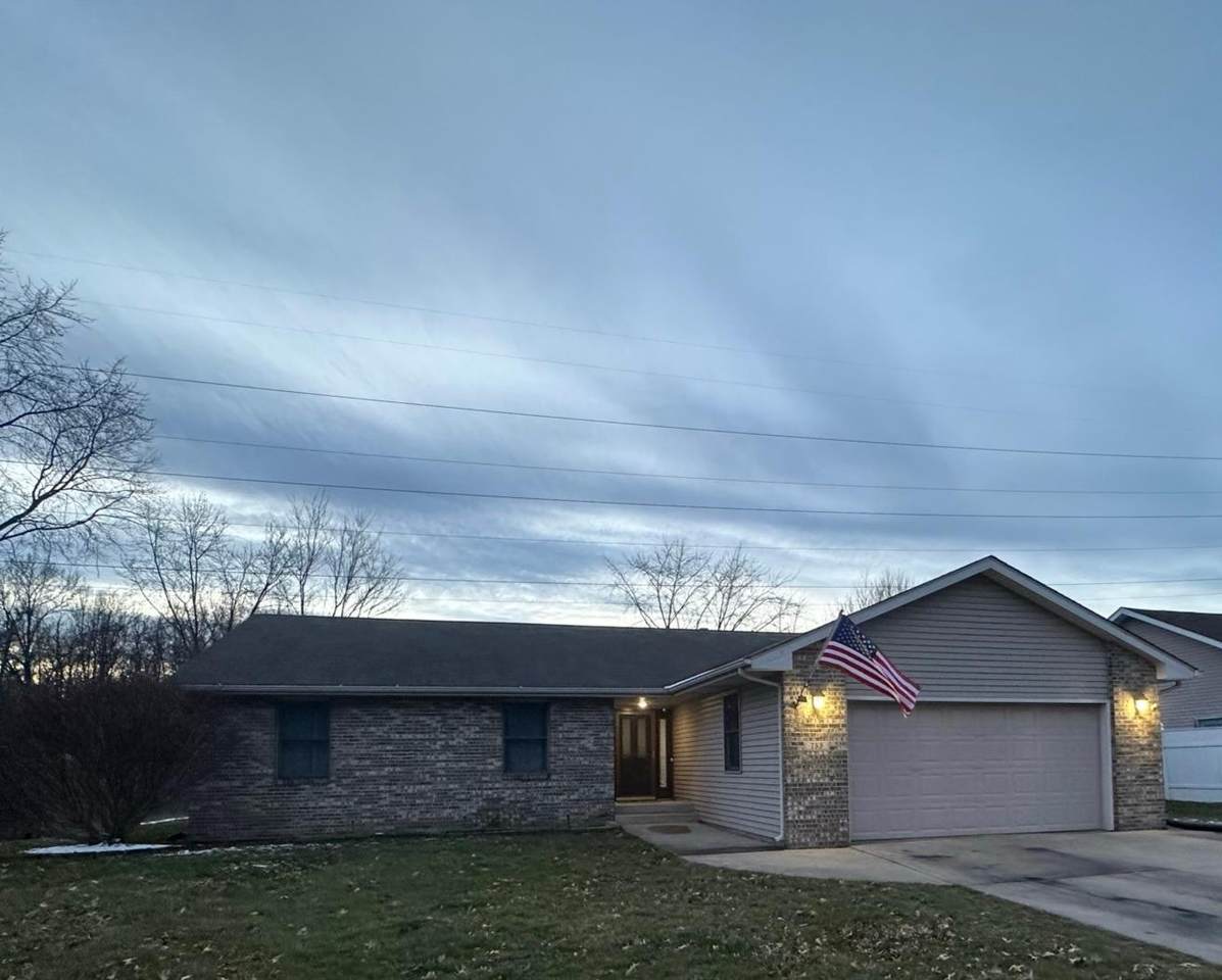 753 Essex Drive - Photo 1