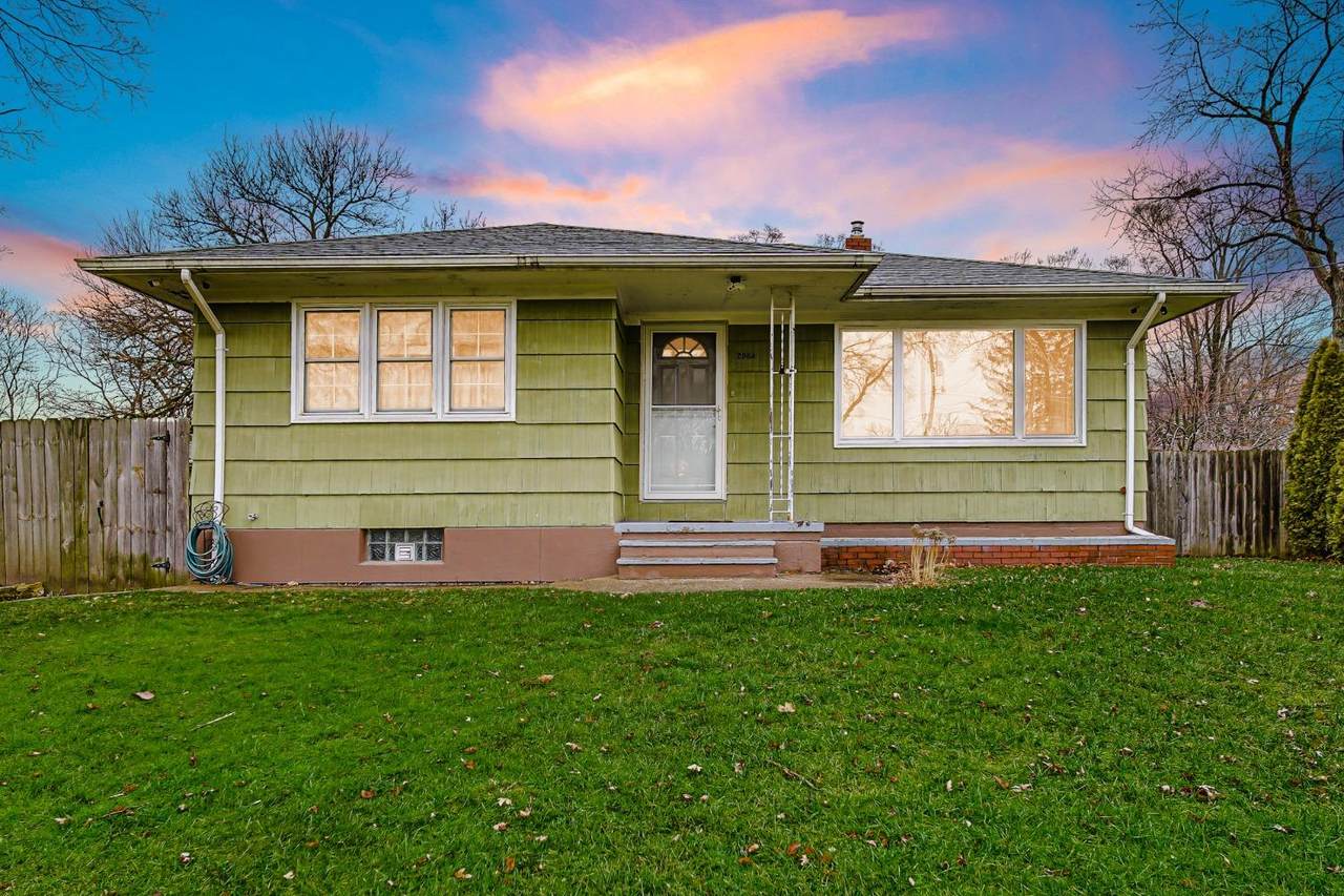 2964 Brown Street - Photo 1