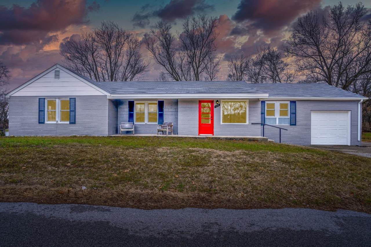 409 10th Street - Photo 1