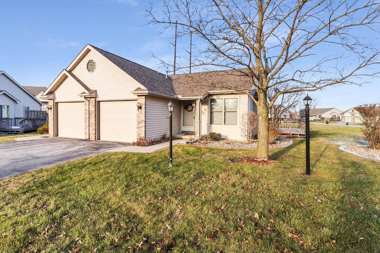 1903 Creekside Court - Photo 1