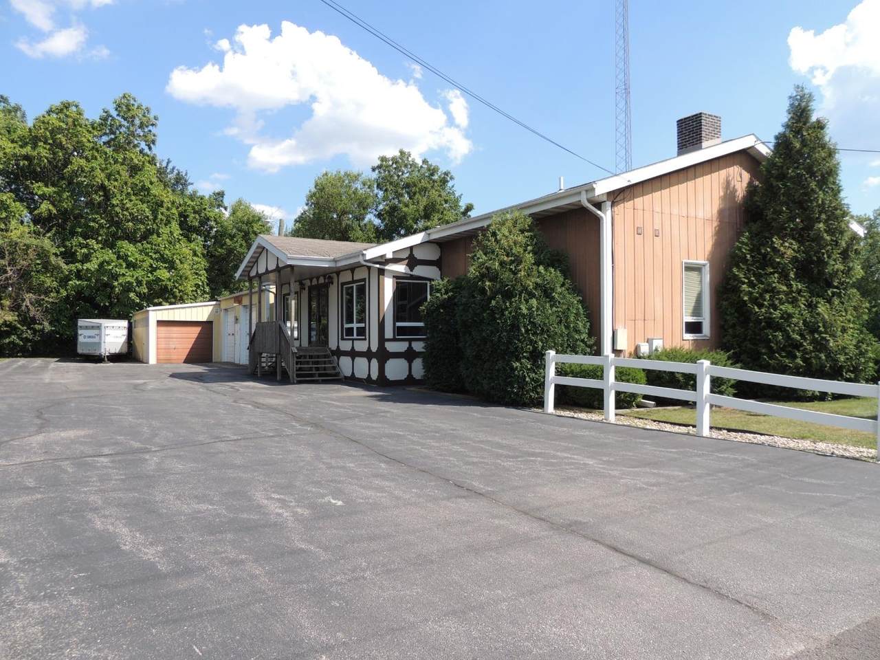 457 Campbell Street - Photo 1