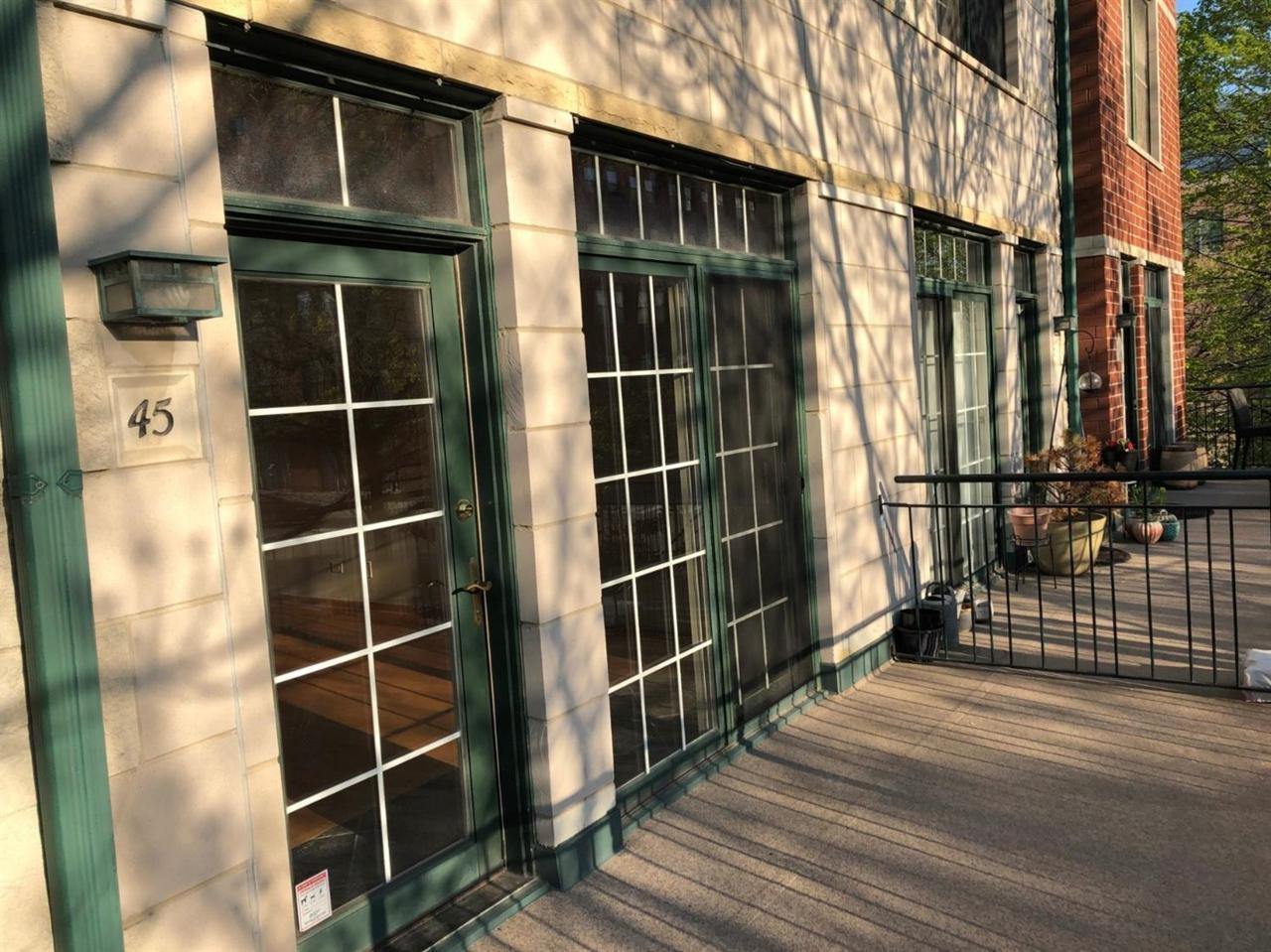 1813 Clark Street - Photo 1