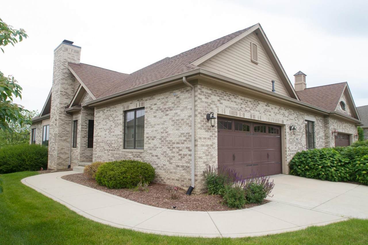 3062 Indian Summer Circle - Photo 1