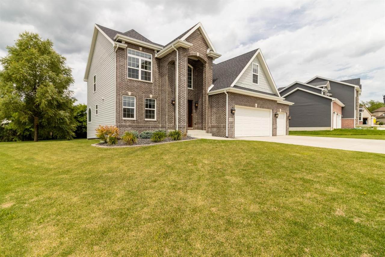 6704 Deer Creek Court - Photo 1