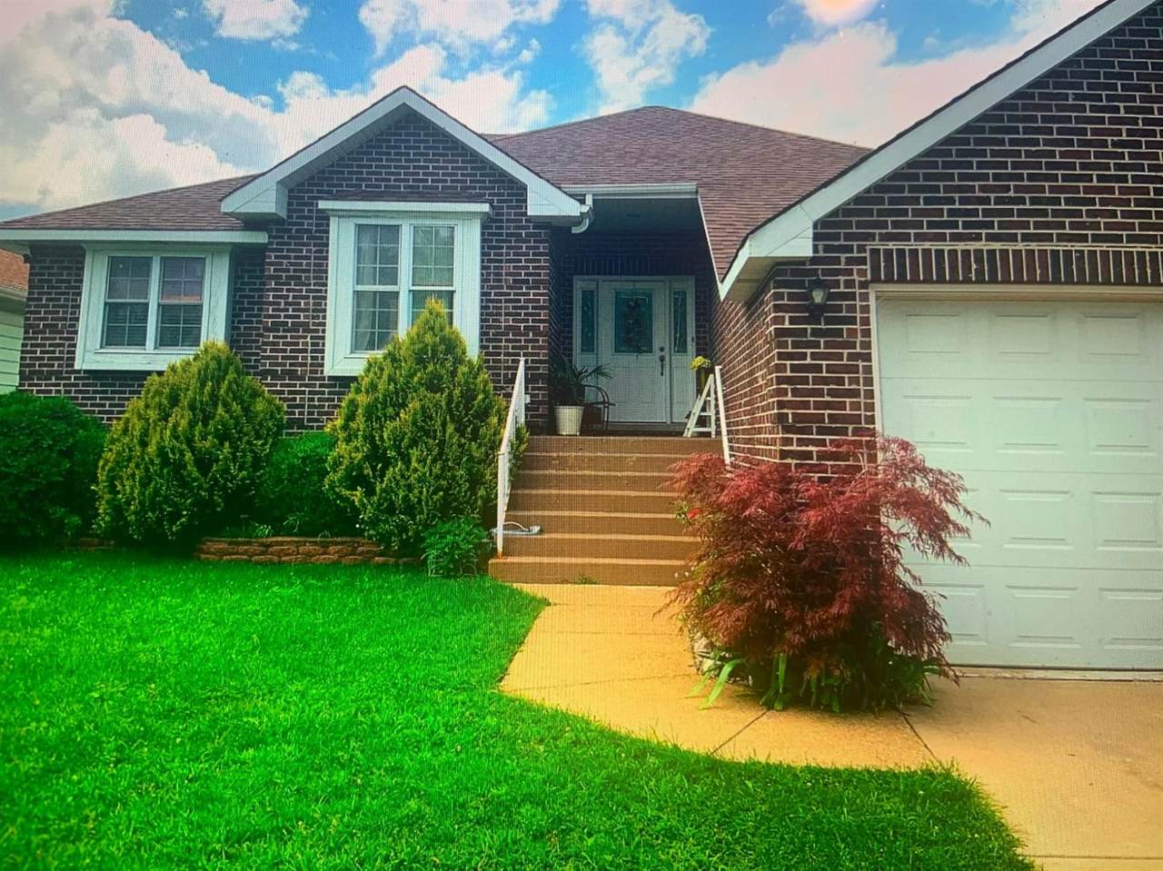4220 Henry Avenue - Photo 1