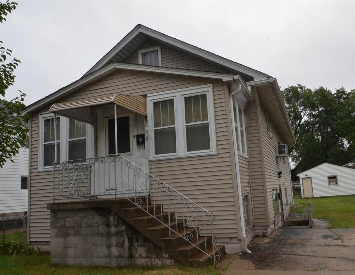 4311 Wabash Avenue - Photo 1