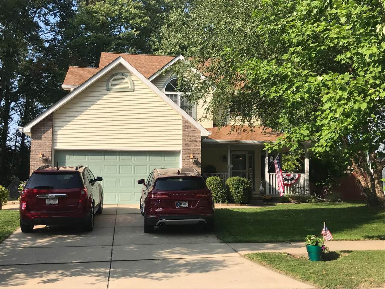 289 Ravinia Drive - Photo 1