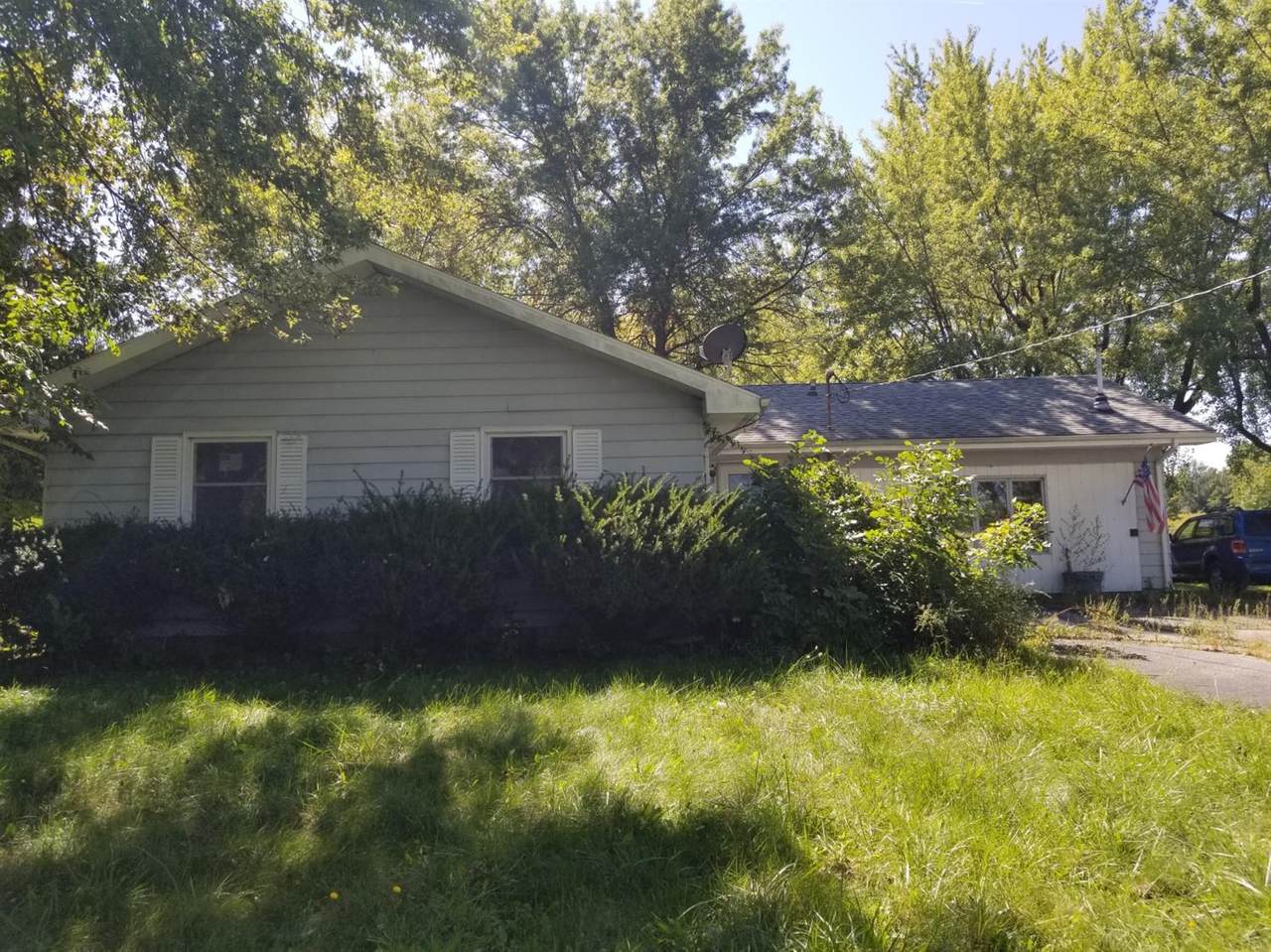 2404 Us Highway 20 - Photo 1
