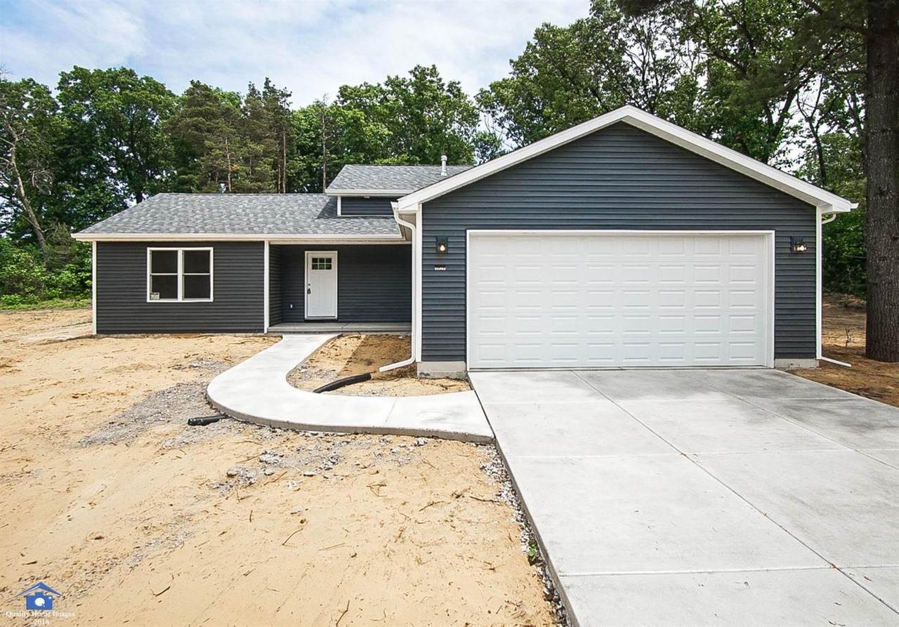 17361-Tri-Lev Michael Drive - Photo 1