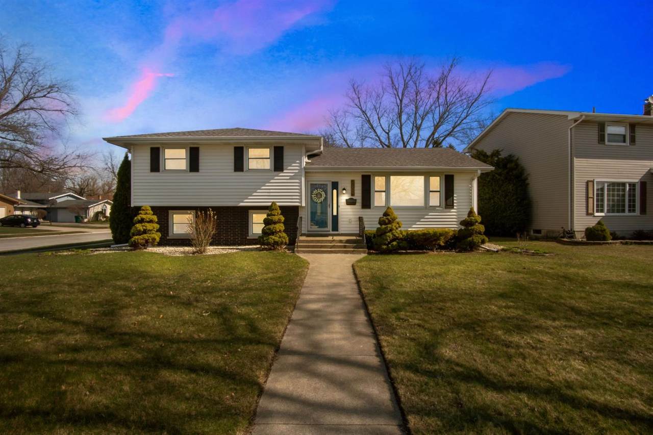 1809 Tulip Lane - Photo 1