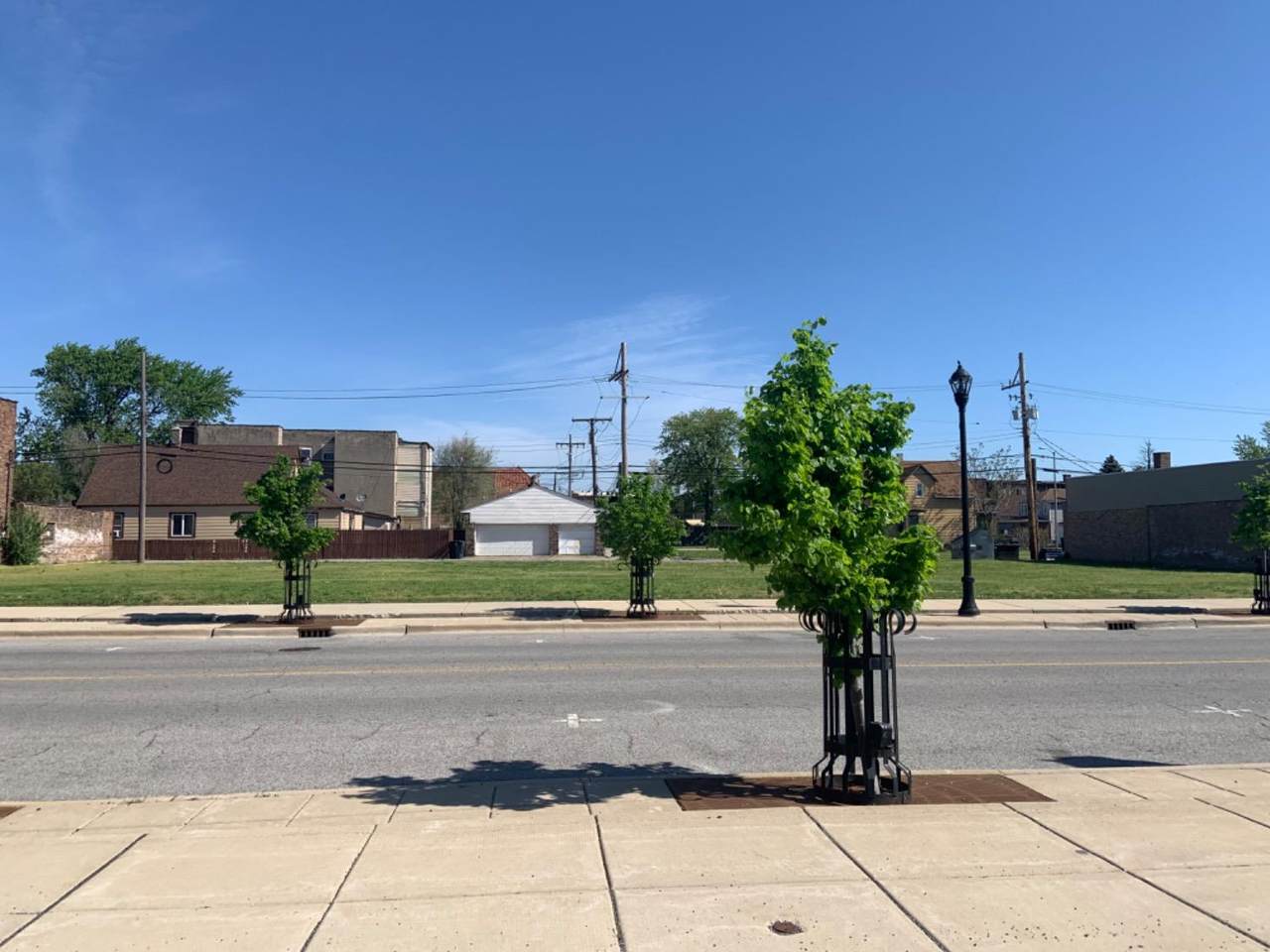 1804 Broadway St - Photo 1