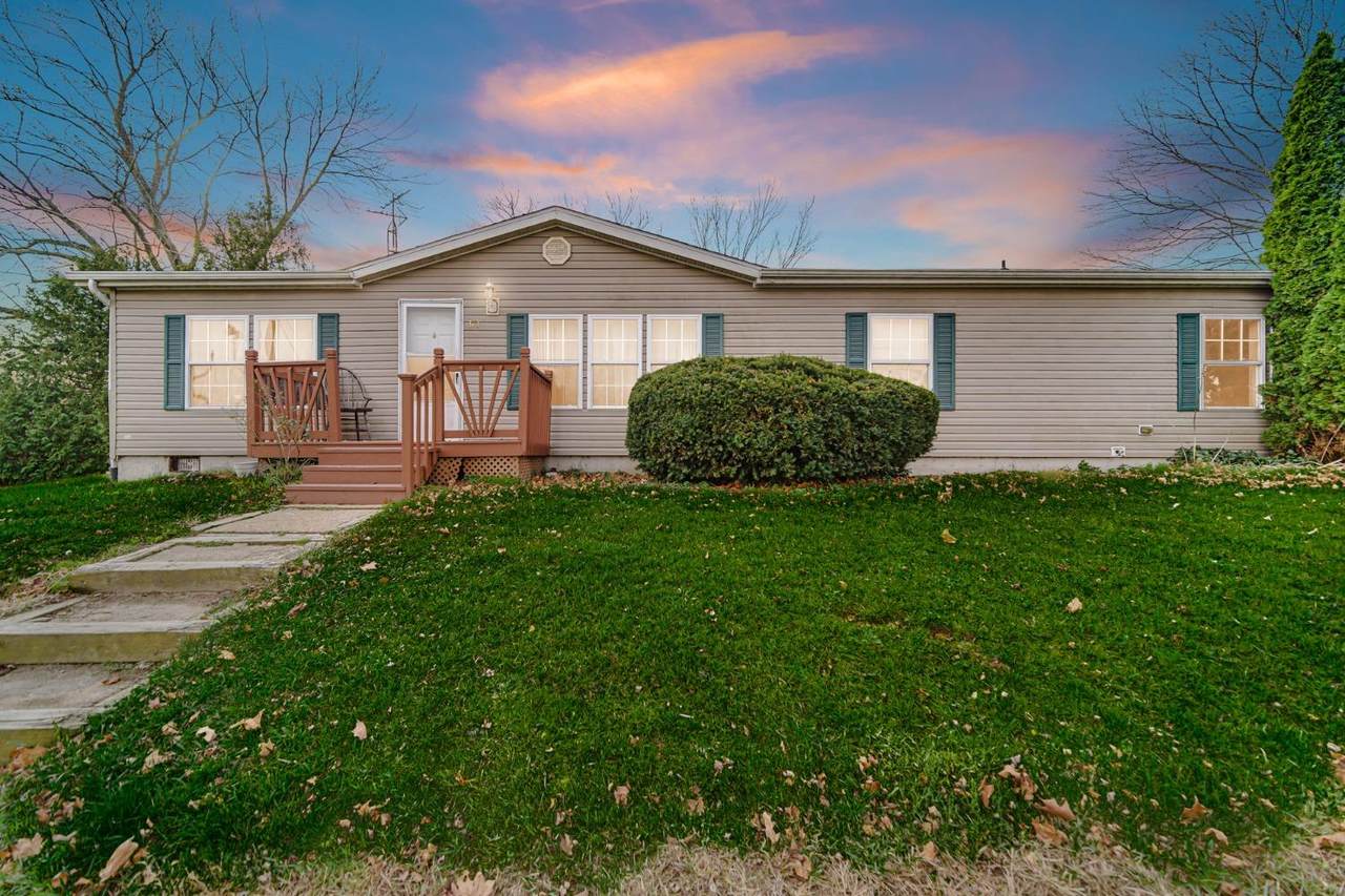 371 Drummond Road - Photo 1