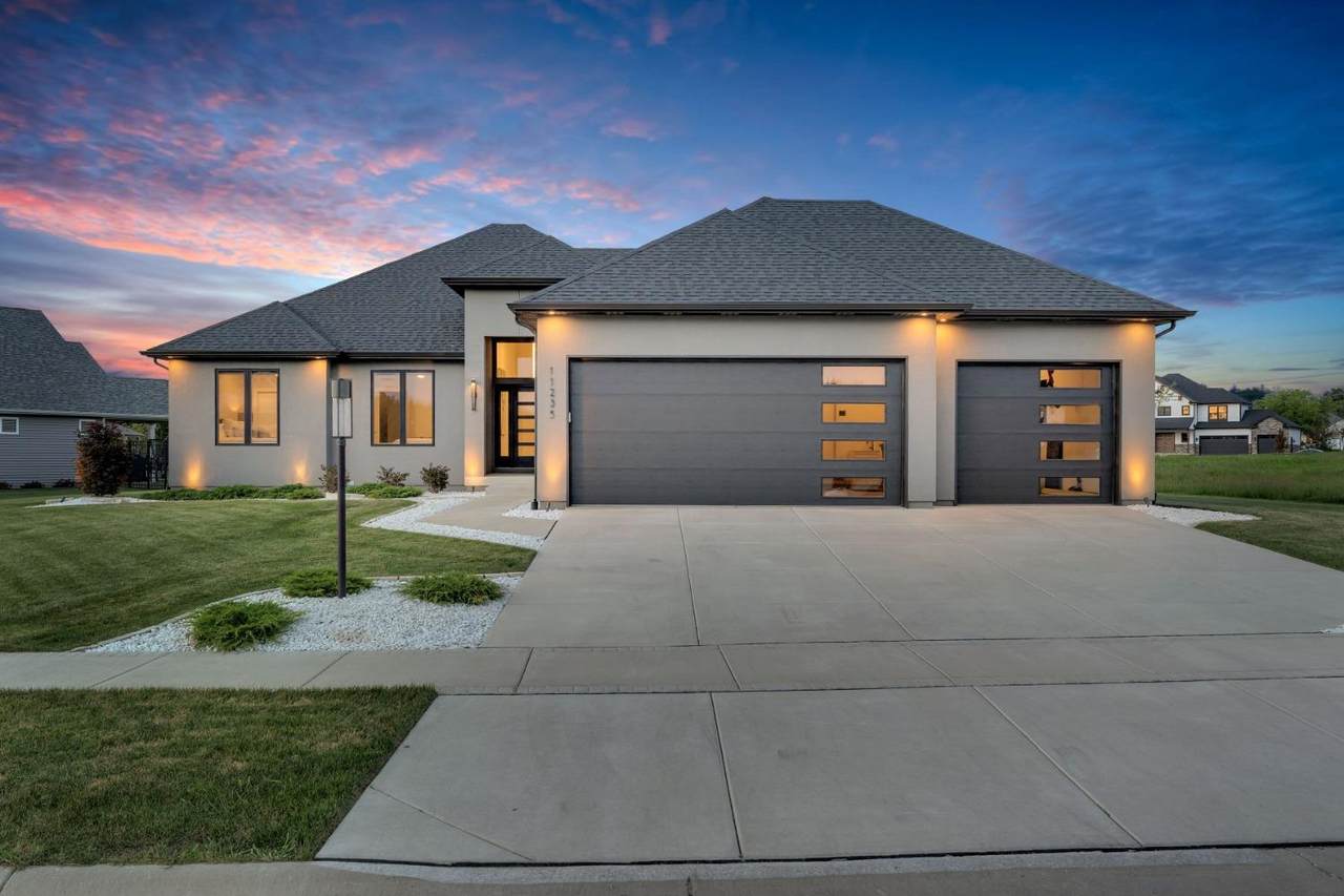 11235 Deer Creek Drive - Photo 1