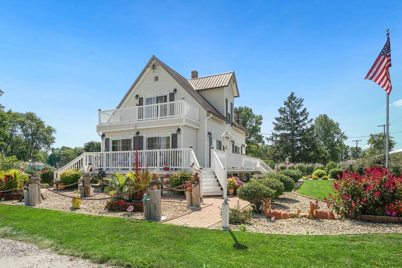 202 Cross Street - Photo 1