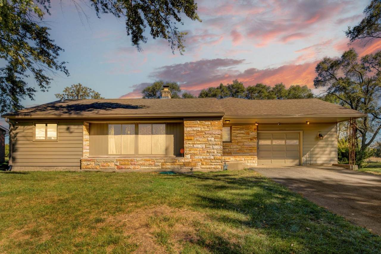 5499 Dexter Drive - Photo 1
