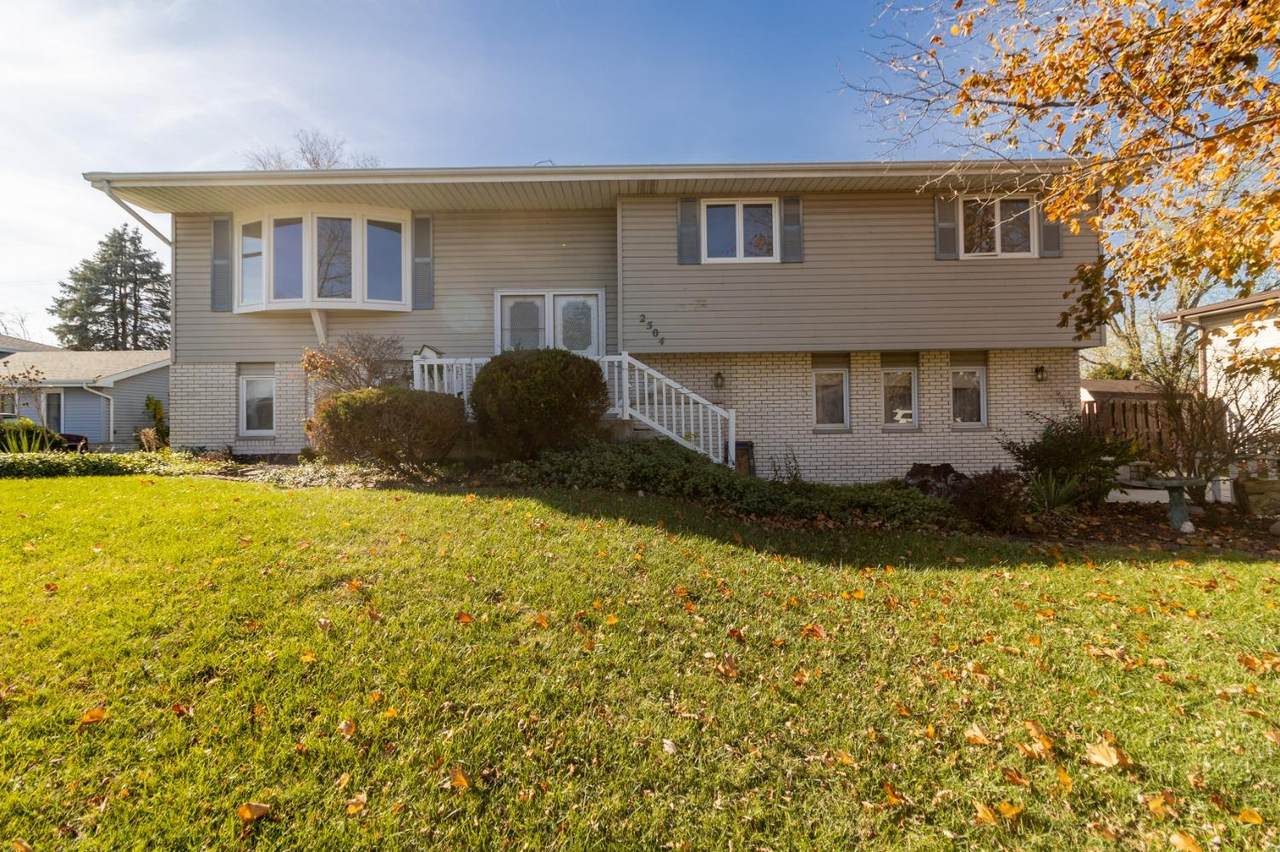 2504 Victoria Road - Photo 1