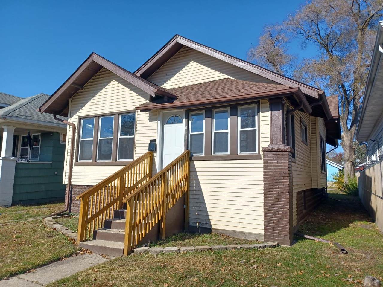 1043 Lyons Street - Photo 1