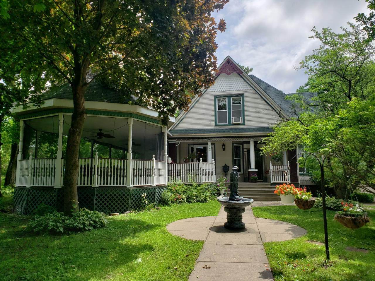 246 Castle Street - Photo 1