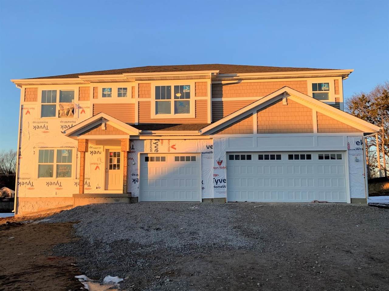 2605 Stirling Drive - Photo 1