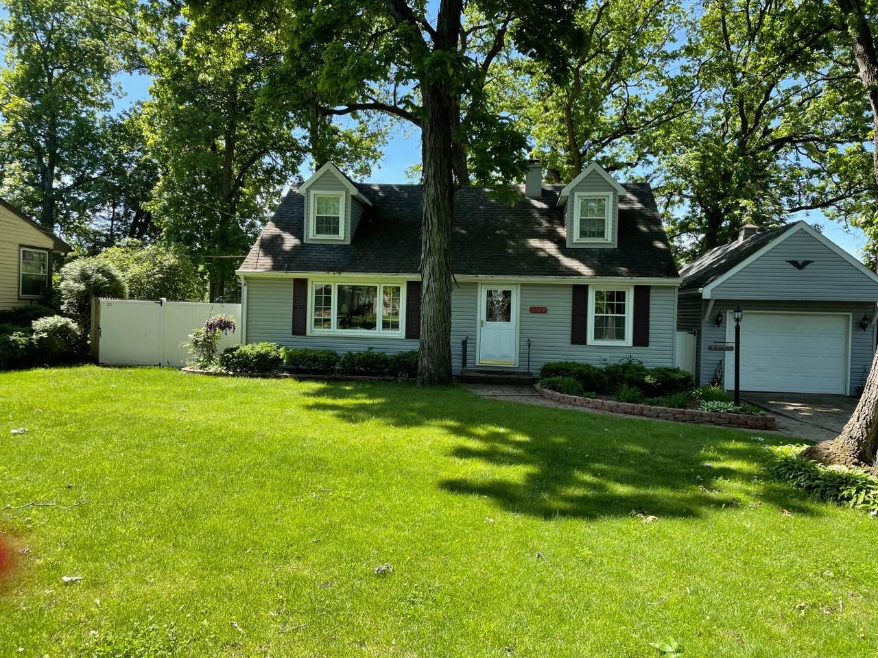 7009 173rd Avenue - Photo 1