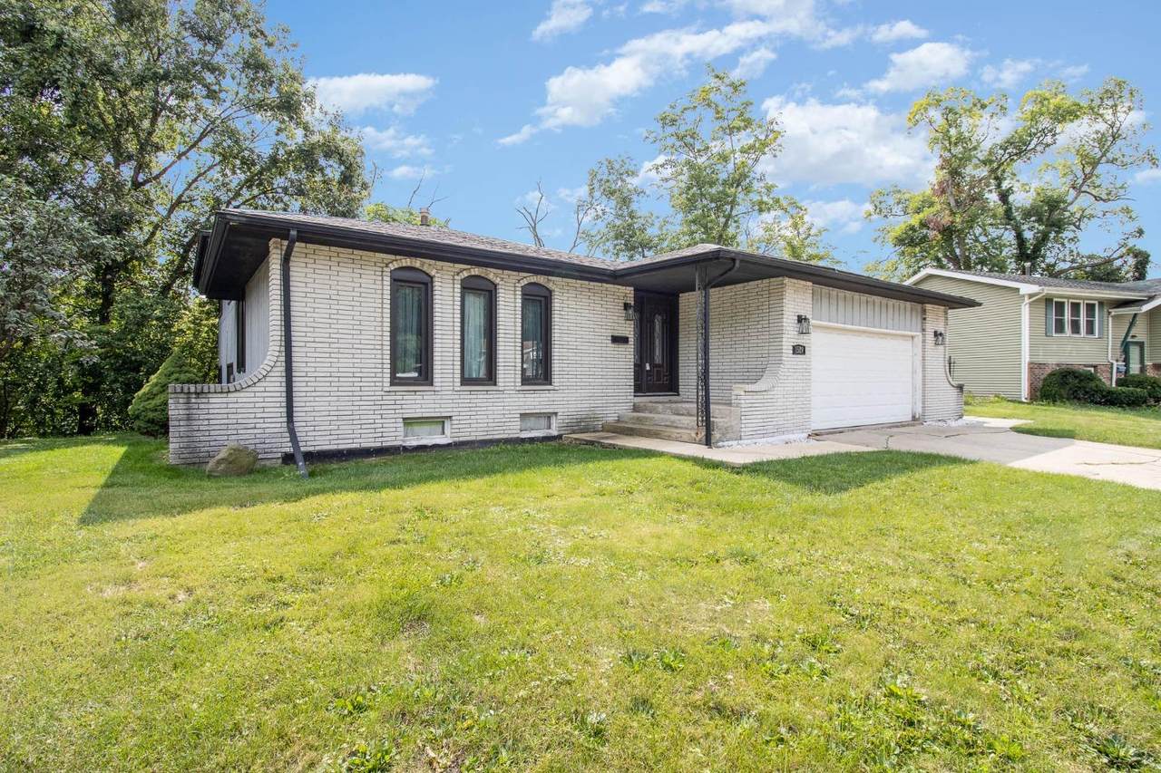 1529 Howard Court - Photo 1