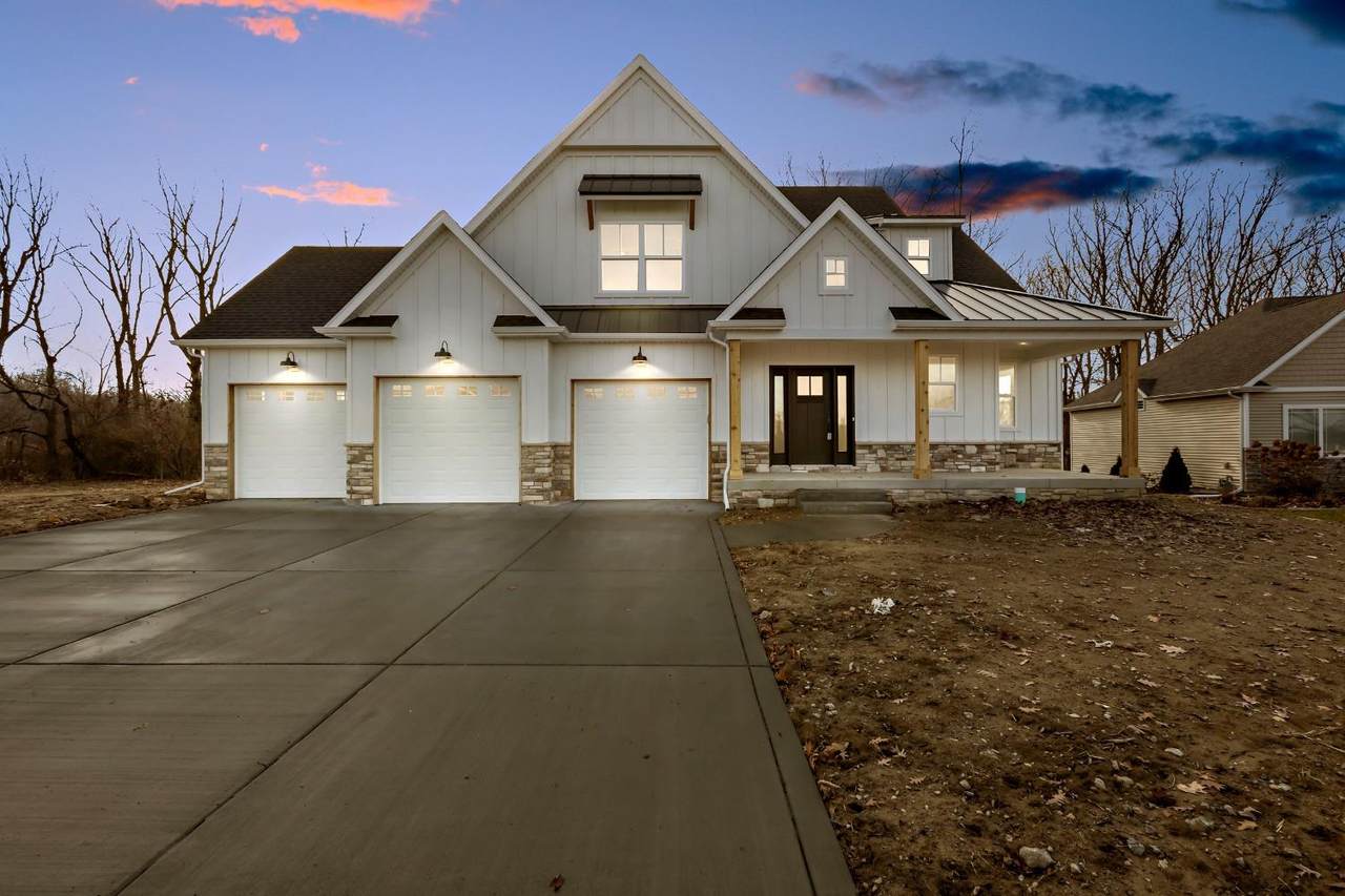 817 Hayfield Drive - Photo 1