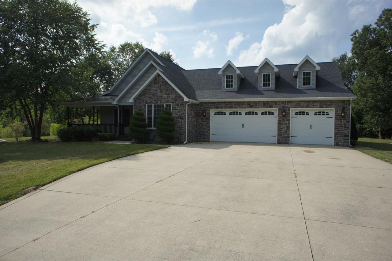 10370 Cynthia Lane - Photo 1