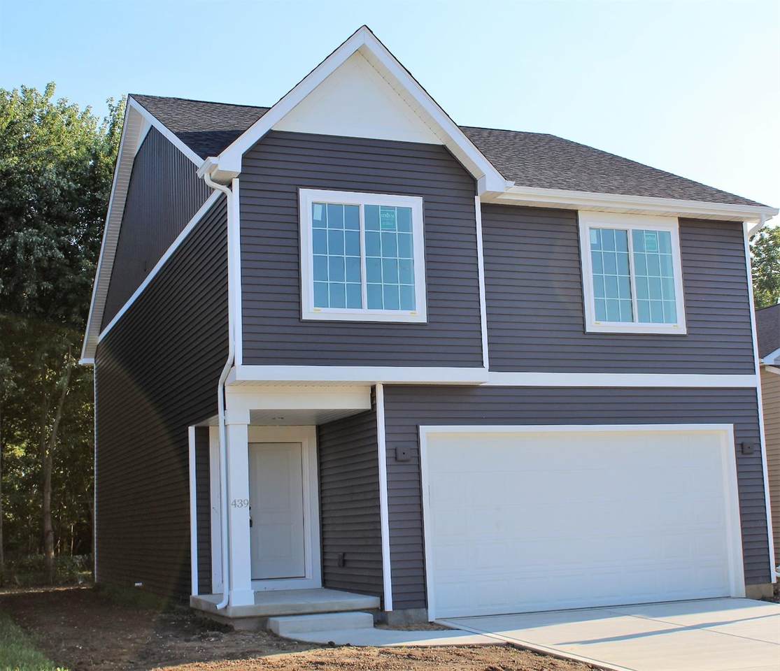 439 Shamrock Drive - Photo 1