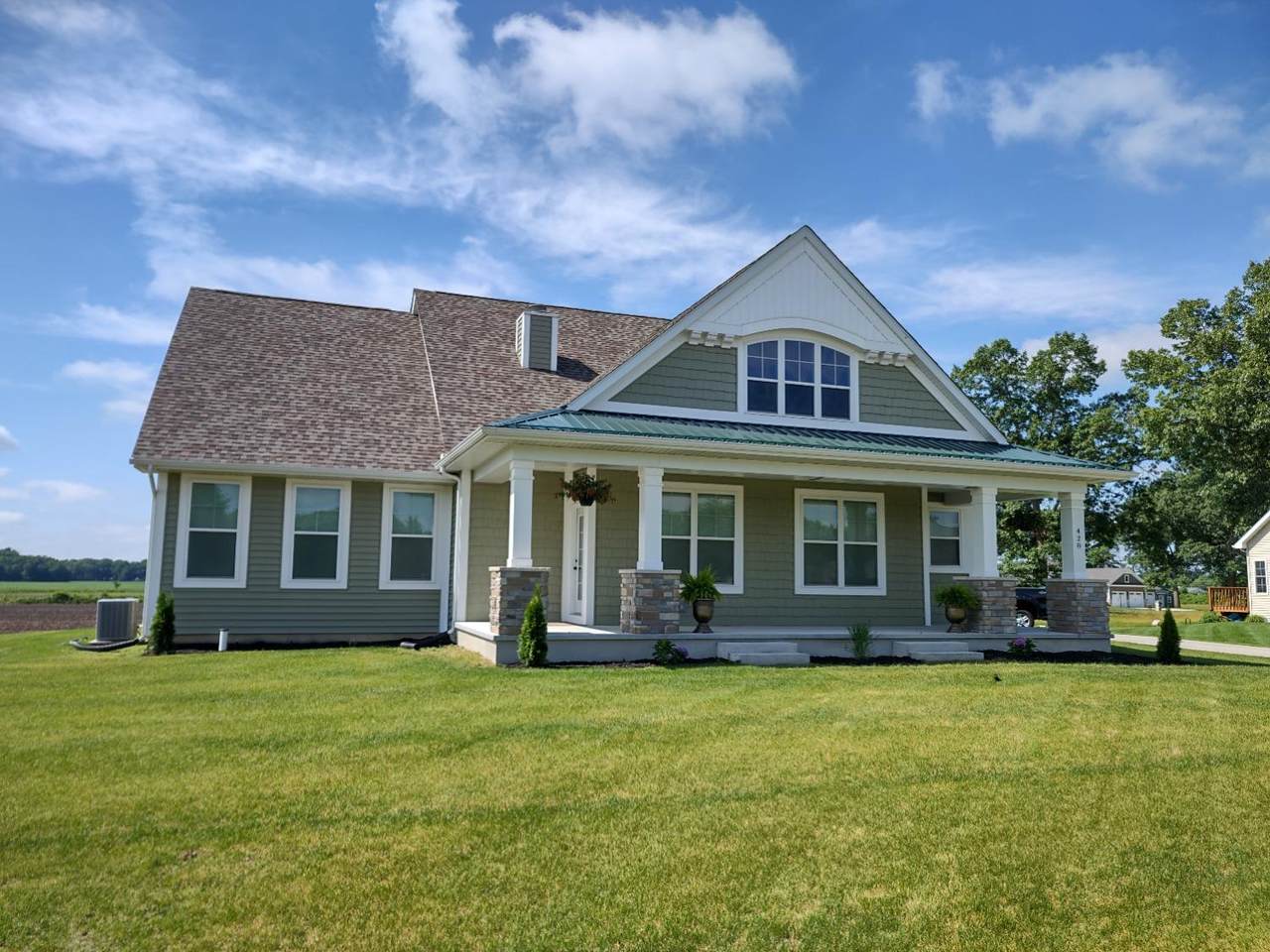 428 Carlson Drive - Photo 1