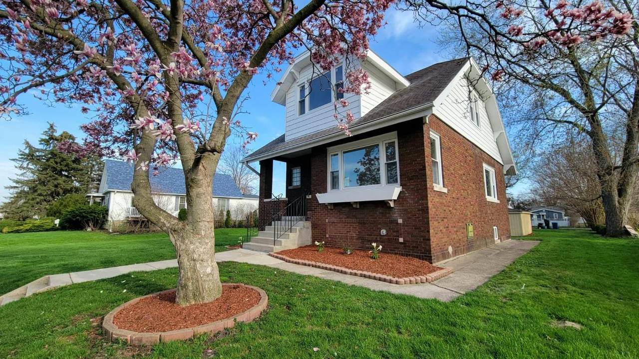1110 170th Street - Photo 1
