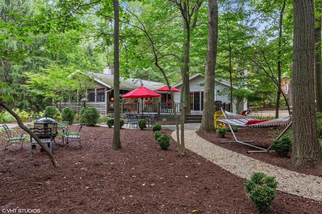 600 Elmwood Drive - Photo 1